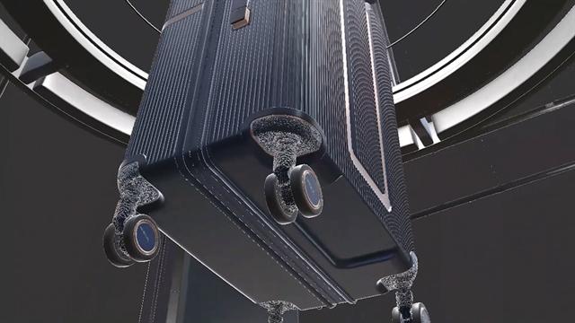 Frame 05 from Samsonite Aero-Trac